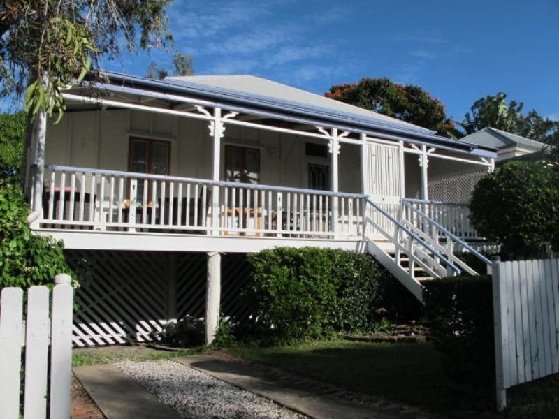 7 Cousins Street, The Range QLD 4700